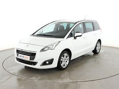 Usado Peugeot 5008 Style 130 CV (95 kW) 2015 Blanco Monovolumen