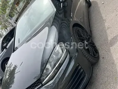 Usado VW Golf VII GTD 184 CV (135 kW) 2016 Negro Familiar