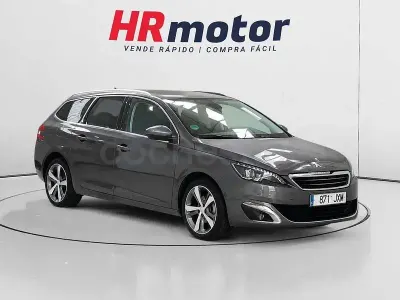 Usado Peugeot 308 SW Allure 130 CV (95 kW) 2017 Gris / plata Familiar