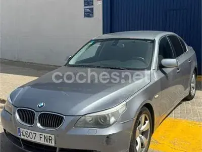 Usado BMW 525 177 CV (130 kW) 2007 Gris / plata Berlina