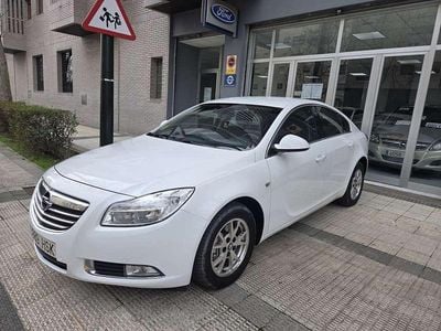 Usado Opel Insignia Selective 131 CV (96 kW) 2013 Blanco Berlina