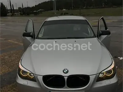 Usado BMW 530 231 CV (169 kW) 2007 Gris / plata Berlina