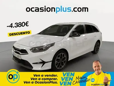 Usado Kia Ceed Style 100 CV (73 kW) 2025 Blanco Utilitario