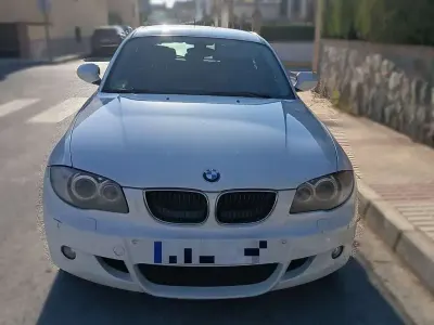 Usado BMW 116 116 CV (85 kW) 2011 Blanco Utilitario