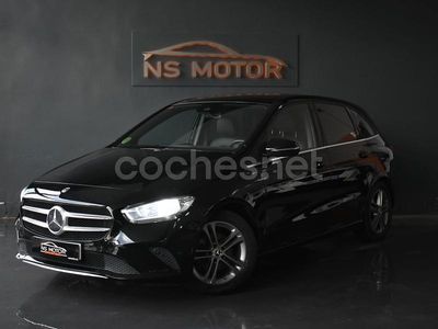 Usado Mercedes B200 163 CV (119 kW) 2019 Negro Monovolumen