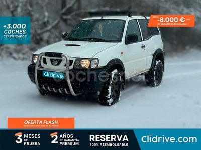 Blanco Usado 2003 Nissan Terrano Comfort SUV | 9690 € (Buen precio)
