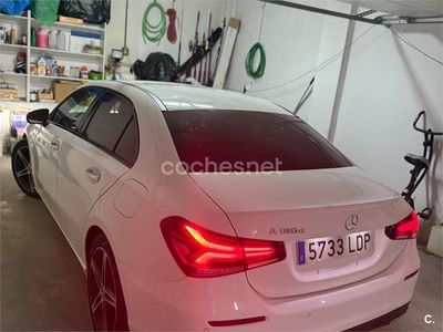 Usado Mercedes A180 116 CV (85 kW) 2019 Blanco Berlina