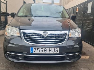 Negro Usado 2012 Lancia Voyager Gold Monovolumen | 10.900 € (Buen precio)