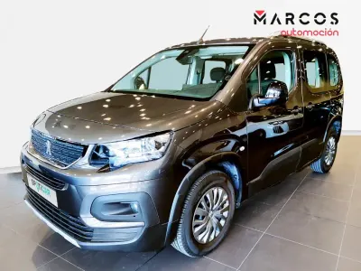 Käytetty Peugeot Rifter Allure 130 HP (95 kW) 2022 Tila-auto