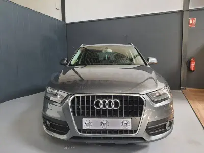 Usado Audi Q3 Advanced 140 CV (102 kW) 2013 Gris / plata SUV