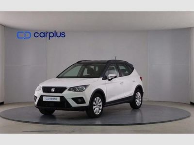 Usado Seat Arona Style 110 CV (80 kW) 2021 Gris SUV