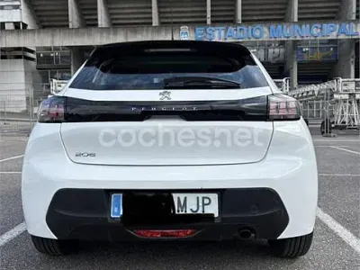 Occasion Peugeot 208 Active 100 ch (73 kW) 2023 Blanc Citadine