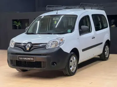 Usado Renault Kangoo 75 CV (55 kW) 2020 Blanco Monovolumen