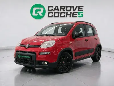 Usado Fiat Panda 70 CV (51 kW) 2022 Rojo Berlina