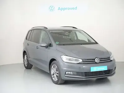 Usado VW Touran 150 CV (110 kW) 2025 Gris Monovolumen