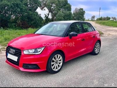 Usado Audi A1 Sportback Attraction 90 CV (66 kW) 2016 Rojo Utilitario