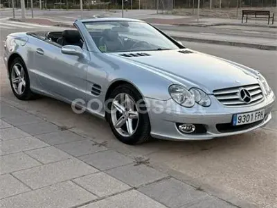 Usado Mercedes SL350 245 CV (180 kW) 2007 Gris / plata Descapotable