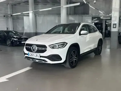 Usado Mercedes GLA250 Progressive 218 CV (160 kW) 2021 Blanco SUV