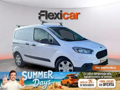 Usado Ford Tourneo Courier Trend 100 CV (73 kW) 2020 Blanco Monovolumen