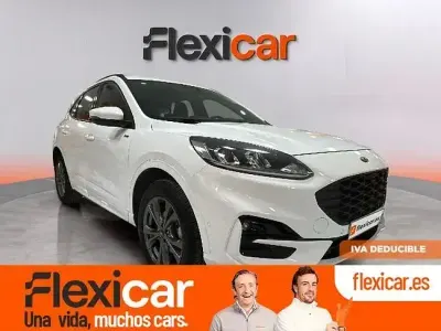 Begagnad Ford Kuga ST-Line X 225 HK (165 kW) 2023 Vit SUV