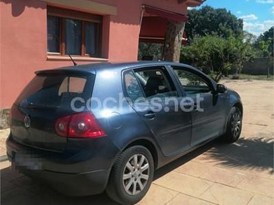Usado VW Golf IV Highline 105 CV (77 kW) 2006 Azul Berlina