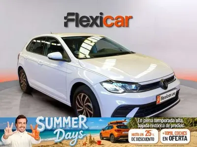 Usado VW Polo Life 95 CV (69 kW) 2023 Blanco Utilitario