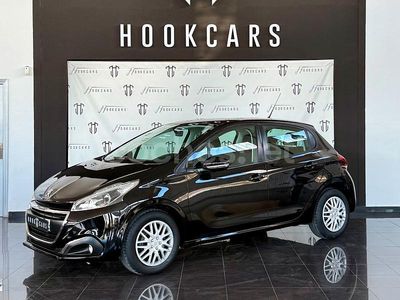 Usado Peugeot 208 Active 99 CV (72 kW) 2019 Negro Utilitario