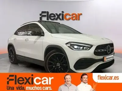 Usado Mercedes GLA220 190 CV (139 kW) 2022 Blanco SUV