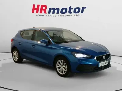 Usado Seat Leon Style 111 CV (81 kW) 2024 Azul Utilitario