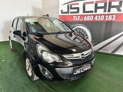 Usado Opel Corsa Selective 101 CV (74 kW) 2014 Negro Utilitario