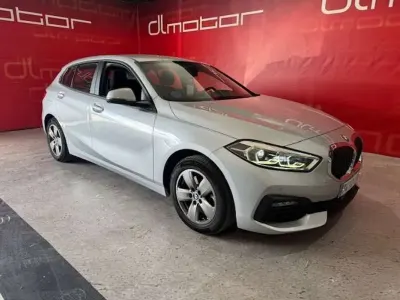 Usado BMW 116 116 CV (85 kW) 2021 Gris Utilitario