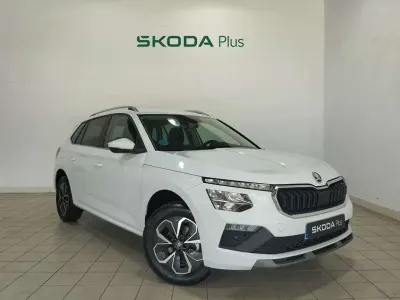 Usado Skoda Kamiq Selection 116 CV (85 kW) 2025 Blanco SUV