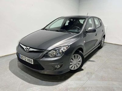 Usado Hyundai i30 Classic 90 CV (66 kW) 2010 Gris Utilitario