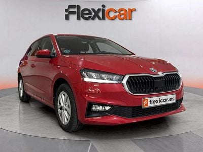 Rojo Usado 2024 Skoda Fabia Selection Utilitario | 14.290 € (Precio justo)
