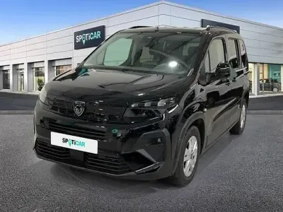 Usado Peugeot Rifter Allure 130 CV (95 kW) 2024 Monovolumen