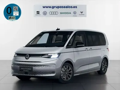 Usado VW Multivan Life 218 CV (160 kW) 2022 Plateado Monovolumen