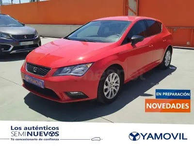 Usado Seat Leon Style 105 CV (77 kW) 2013 Rojo Berlina