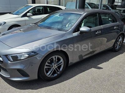 Gris / plata Usado 2019 Mercedes A180 Berlina | 19.990 € (Precio justo)