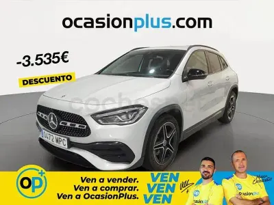 Usado Mercedes GLA200 150 CV (110 kW) 2024 Gris / plata SUV