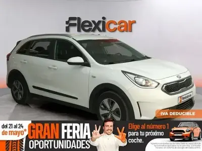 Käytetty Kia Niro 141 HP (103 kW) 2019 Valkoinen Katumaasturi