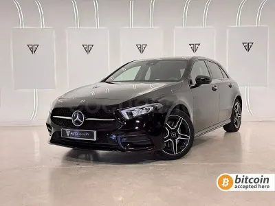 Usado Mercedes A250 218 CV (160 kW) 2021 Negro Berlina