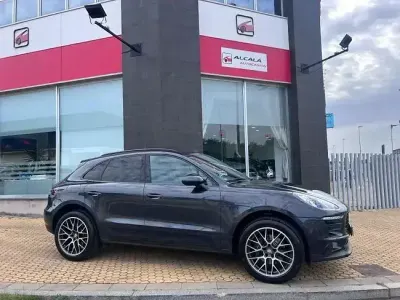 Käytetty Porsche Macan 252 HP (185 kW) 2018 Harmaa Katumaasturi