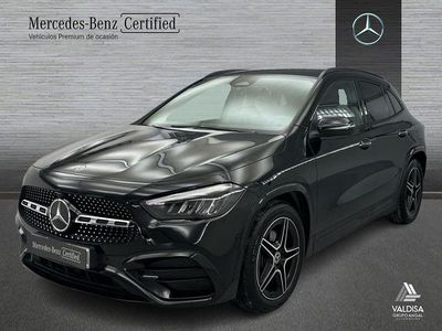 Usado Mercedes GLA200 AMG line 150 CV (110 kW) 2025 Negro SUV