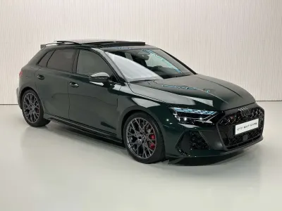 Nuevo Audi RS3 Sportback 400 CV (294 kW) 2026 Verde Utilitario