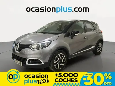 Usado Renault Captur Zen 90 CV (66 kW) 2014 Gris SUV