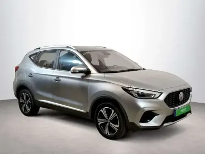Usado MG ZS Comfort 111 CV (81 kW) 2022 Plateado SUV