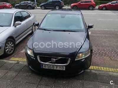 Usado Volvo S40 Momentum 136 CV (100 kW) 2007 Negro Berlina