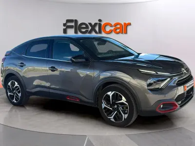 Begagnad Citroën C4 Feel 131 HK (96 kW) 2023 Grå SUV