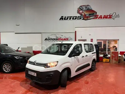 Usado Citroën e-Berlingo Live 102 CV (75 kW) 2021 Blanco Monovolumen