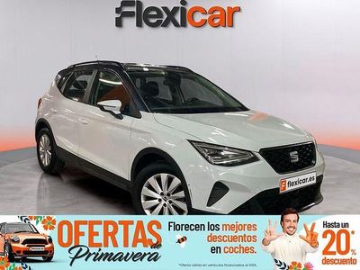 Usado Seat Arona Style 110 CV (80 kW) 2022 Blanco SUV